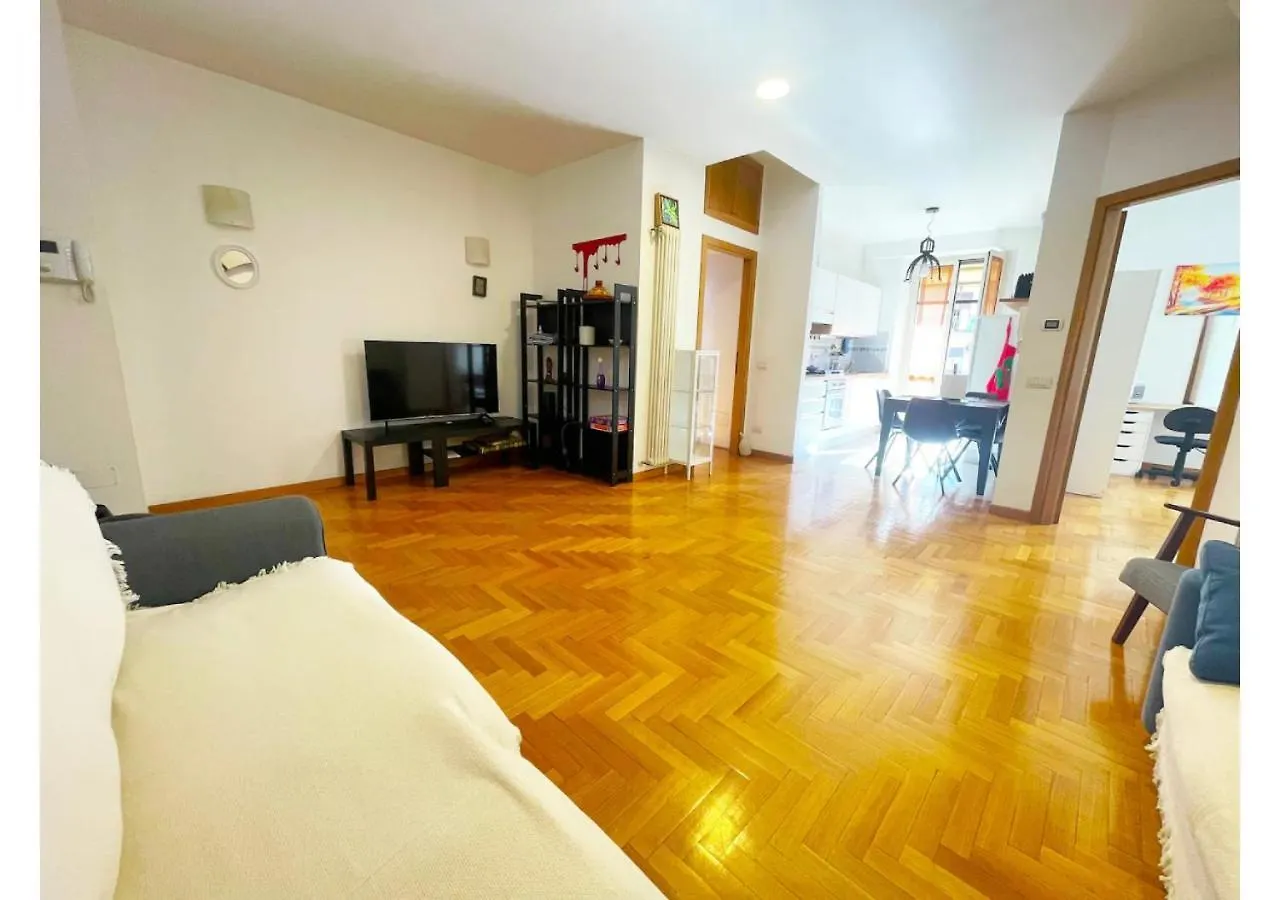 Apartment Cozy Casetta - Bright And Near Metro C Rome